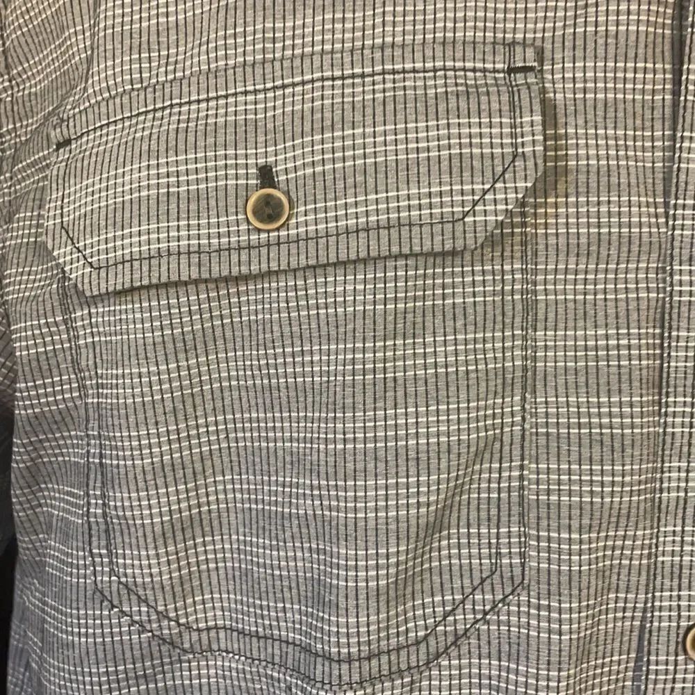 Prana shirt L (5111) - Picture 3 of 8